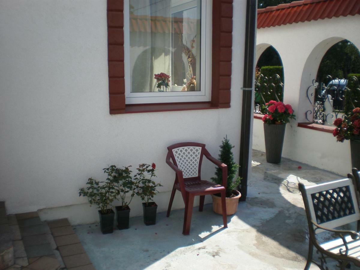 Hotel Getliin Saku Exterior foto